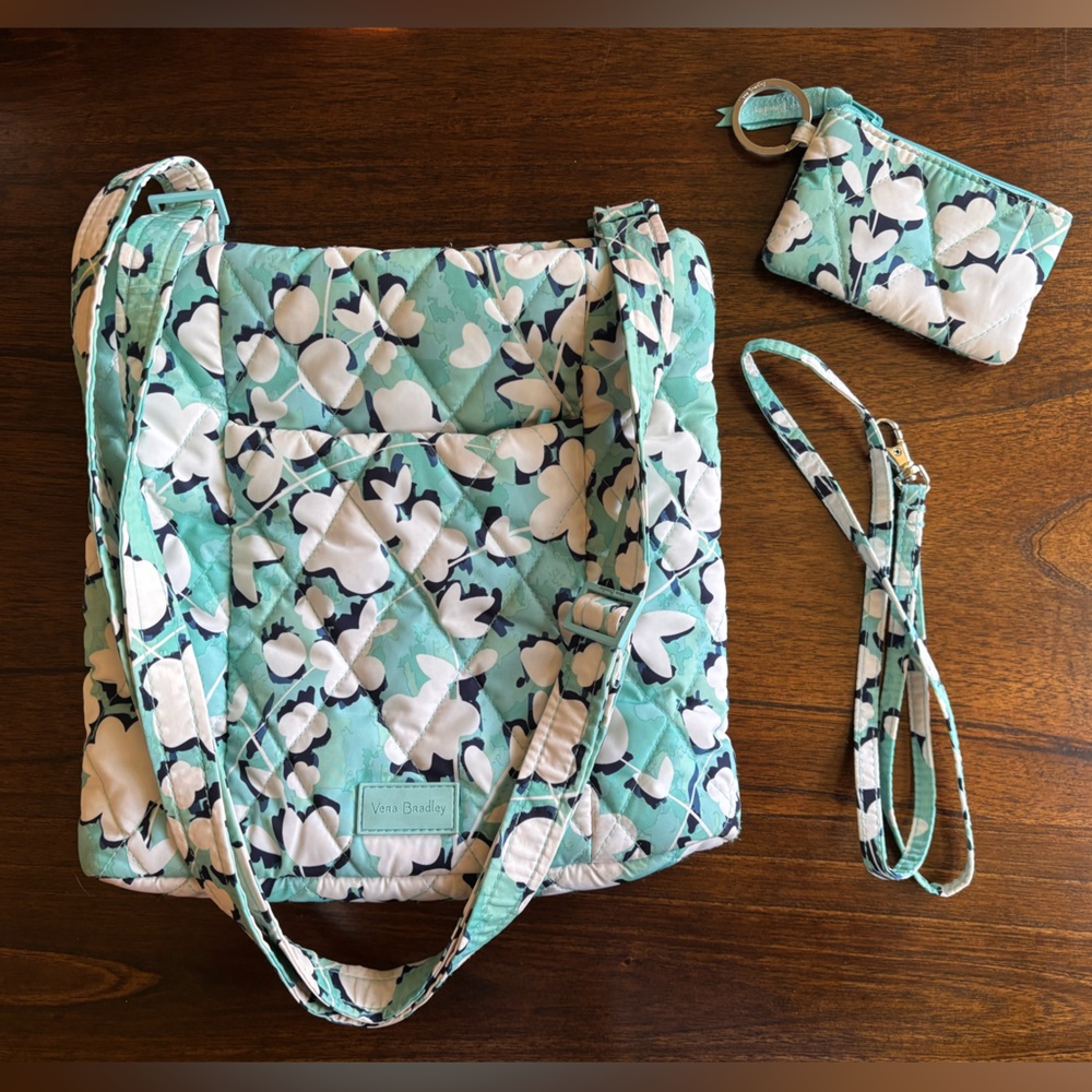 Vera Bradley Ultralight Collection Cut Vines Pattern Hipster Tote